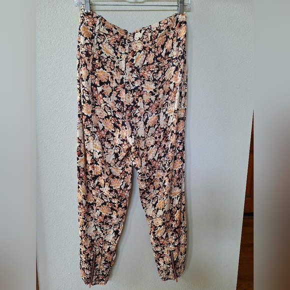 Anthropologie Diandra Pleated Joggers. Floral. Womens size 10P - Picture 8 of 8